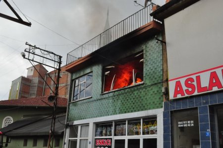 Çorum'da depo yangını