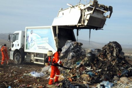 Çorum'da sinekle mücadele erken başladı