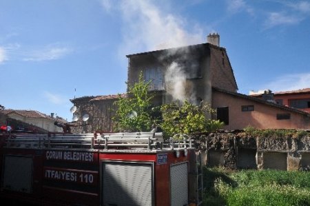 Çorum'da yangın: 1 ölü, 2 itfaye eri 1 polis yaralı