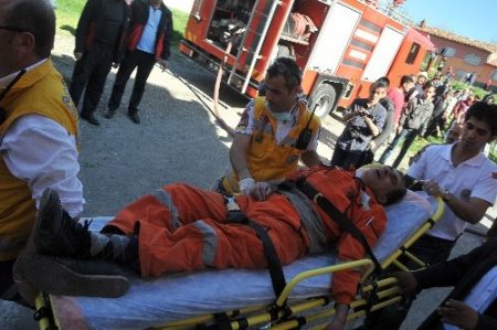 Çorum'da yangın: 1 ölü, 2 itfaye eri 1 polis yaralı