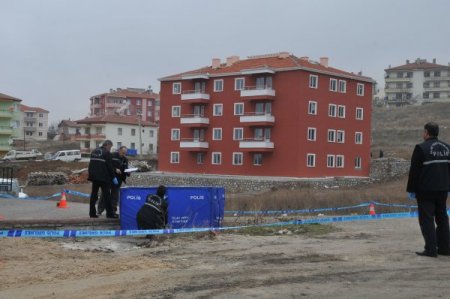 Çorum'da yaşlı adam sokak ortasında ölü bulundu