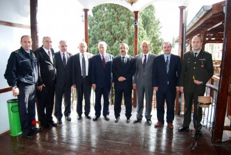 Coş: İnsanlarımıza Balık Tutmasını Öğretiyoruz