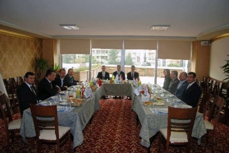 ÇÜ Rektörü Kibar: Sanayici ve üniversite işbirliğini artırmak istiyoruz