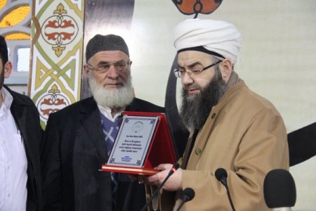 Cübbeli Hoca, 15 ay sonra geldiği Bursa’da kurban kesilerek karşılandı