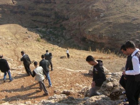 Cudi Dağı'nın Eteğinde Şırnaklı Gençler Film Çekiyor