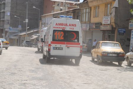 Çukurca'da Mayınlı Tuzak: 1'i Ağır 3 Polis Yaralı (3)