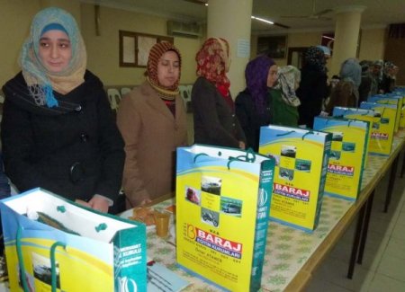 Çukurova Üniversitesi’nde okuyan Suriyeli öğrencilere moral desteği