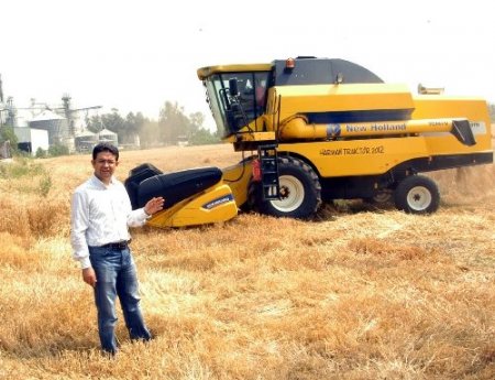 Çukurova’nın ilk buğday hasadı yapıldı