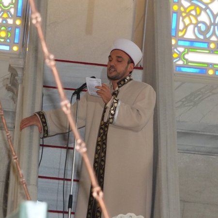 Cuma hutbesinde kadın hakları anlatıldı