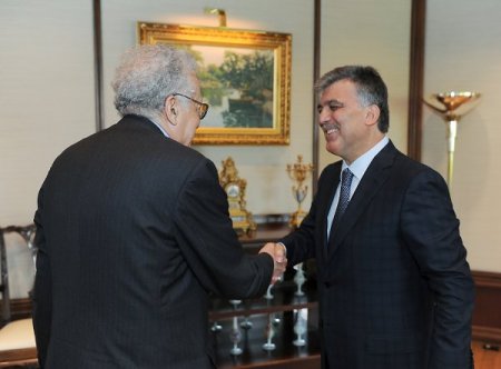 Cumhurbaşkanı Gül, Arap Ligi Suriye Özel Temsilcisi'ni kabul etti