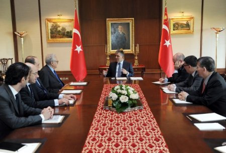 Cumhurbaşkanı Gül, Arap Ligi Suriye Özel Temsilcisi'ni kabul etti