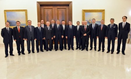 Cumhurbaşkanı Gül, Bakan Şahin ve Türk İdareciler Derneği heyetini kabul etti