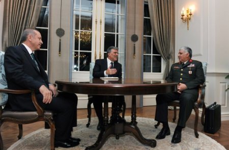 Cumhurbaşkanı Gül, Başbakan Erdoğan ve Genelkurmay Başkanı Özel ile görüştü