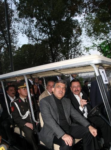 Cumhurbaşkanı Gül, Gençlik Parkı'nı Gezdi (2)