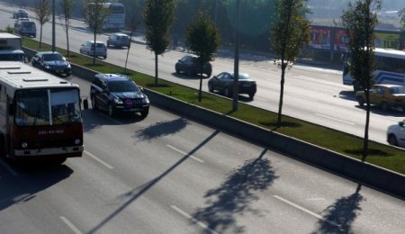 Cumhurbaşkanı Gül, İstanbul'a kara yoluyla gitti (Özel)