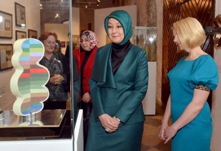 Cumhurbaşkanı Gül, Letonya Meclisi'ni ziyaret etti