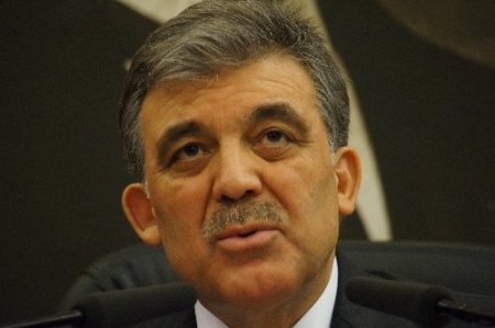 Cumhurbaşkanı Gül, Letonya'ya gitti