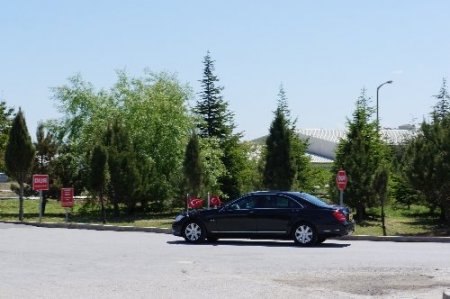 Cumhurbaşkanı Gül, Roketsan'ı gezdi