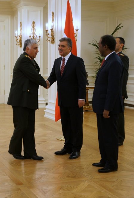 Cumhurbaşkanı Gül, Somali Cumhurbaşkanı onuruna Köşk'te akşam yemeği verdi