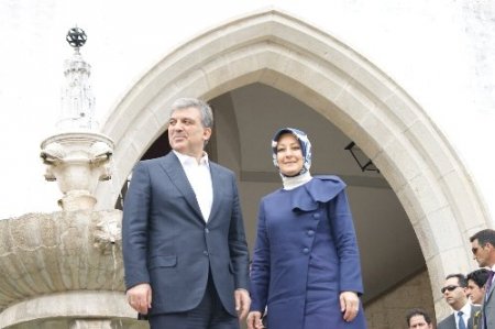 Cumhurbaşkanı Gül, tarihi Sintra şehrindeki sarayları ziyaret etti