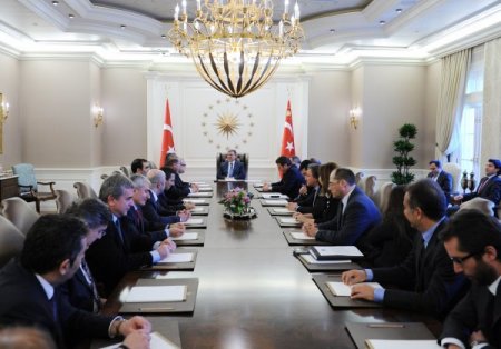 Cumhurbaşkanı Gül, Televizyon Yayıncıları Derneği Heyetini Kabul Etti