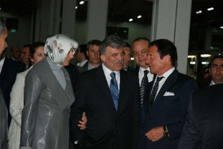 Cumhurbaşkanı Gül, Vestel'in Üretim Tesislerini Gezdi