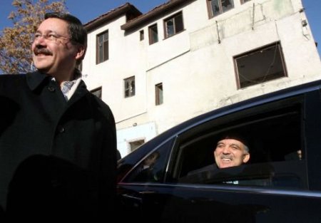 Cumhurbaşkanı Gül, Yılın İlk Gününe Ulus'un Çamurlu Sokaklarında İnceleme Yaparak Başladı (özel)