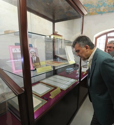 Cumhurbaşkanı Gül: Demokrasimizi Ve Haklarımızı Kıskançlıkla Korumalıyız