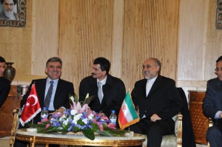 Cumhurbaşkanı Gül İran’a Geldi