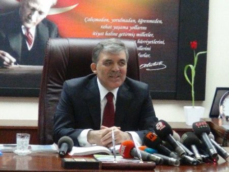 Cumhurbaşkanı Gül: Memleketimizde güzel şeyler oluyor