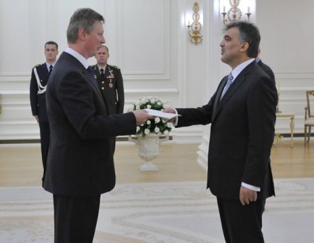 Cumhurbaşkanı Gül: Ne gerekiyorsa anında yapılıyor, yapılmaya devam edecek