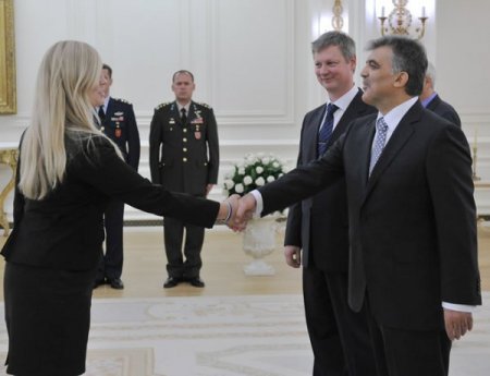 Cumhurbaşkanı Gül: Ne gerekiyorsa anında yapılıyor, yapılmaya devam edecek