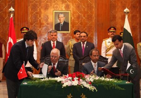 Cumhurbaşkanı Gül: Pakistan'ın Terörizm Ve Aşırı Akımlarla Mücadelesini Destekliyoruz