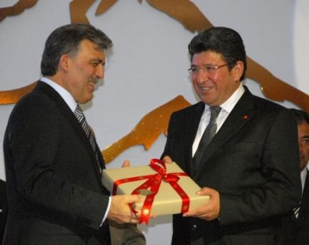 Cumhurbaşkanı Gül: Şehirlerde Beraber Çalışma İklimi Oluşturulduğunda Önemli Başarılar Kazanılır