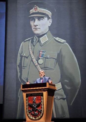 Cumhurbaşkanı Gül: Terör, Uzun Soluklu Ve Akıllı Politikayla Defedilecek