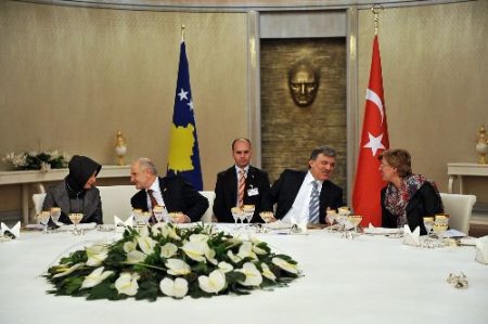 Cumhurbaşkanı Gül: Türkiye, Kosova'yı Tanıyan İlk Ülkelerden