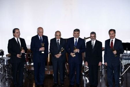 Cumhurbaşkanı Gül: Türkiye, Tehdit Ve Baskıyla İnanmadığı Bir Şeyi Kabul Etmez