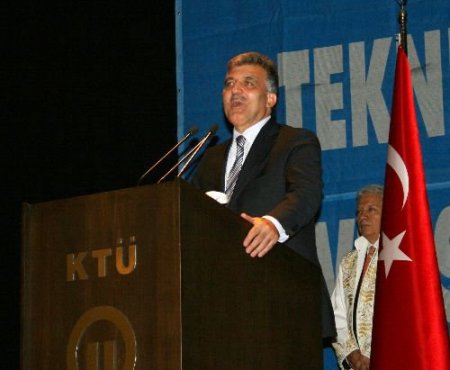 Cumhurbaşkanı Gül: Üniversiteler De Kendilerini Süratle Yenilemeli