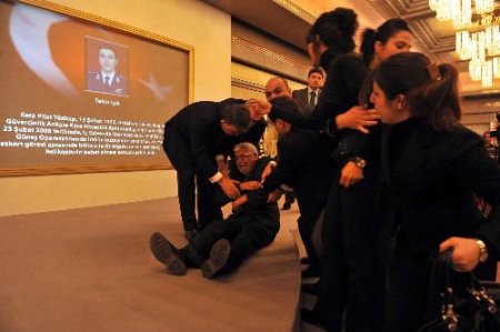 Cumhurbaşkanı Gül'den Şehit Ve Gazilere Madalya (2)