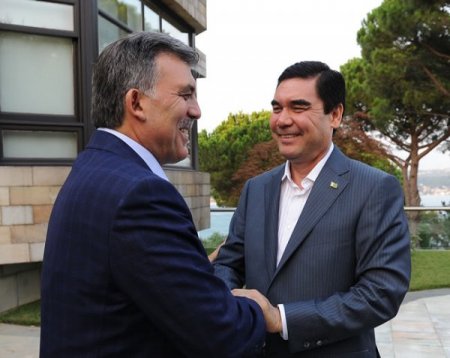 Cumhurbaşkanı Gül’den Türkmenistan Devlet Başkanı Onuruna İftar