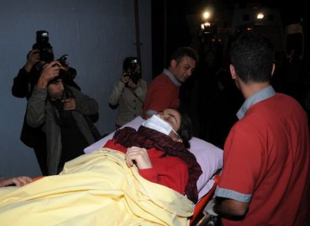 Cumhurbaşkanı Gül'ün Cezasını Kaldırdığı Güler Zere, İstanbul'a Götürüldü