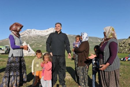 Cumhurbaşkanı Gül'ün Erciyes Yaylası'na Ait Fotoğrafları Twitterda