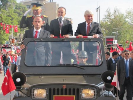 Cumhuriyet Bayramı Antalya’da coşkuyla kutlandı