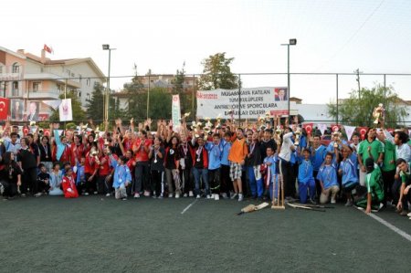 Cumhuriyet Kriket Turnuvası'nın şampiyonu Keçiören Bağlumspor