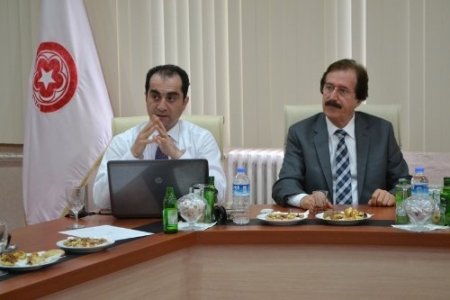 Cumhuriyet Üniversitesi projelerini işadamlarına anlattı