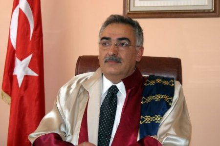 "cumhuriyet Üniversitesi'nin Öğrenci Sayısı 30 Binin Üzerine Çıktı"