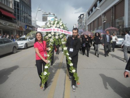 Dadaş Film Festivali, Kortej Yürüyüşüyle Başladı