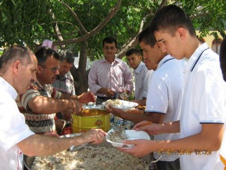 Dalaman Söğütlü Talebe Yurdu Mezunları Pilav Gününde Buluştu