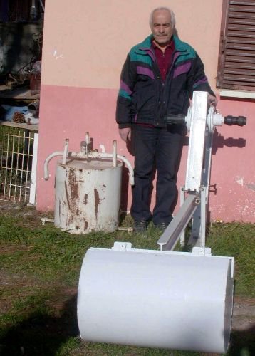 Dalga Hareketlerinden Elektrik Enerjisi Elde Edecek Sistem Geliştirdi