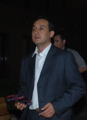 Dansözlü Veda Partisi Yapan Kaymakam Serbest Bırakıldı